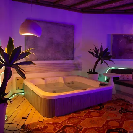 3bedroom With Pool And Sea Wiew In Bd447 *