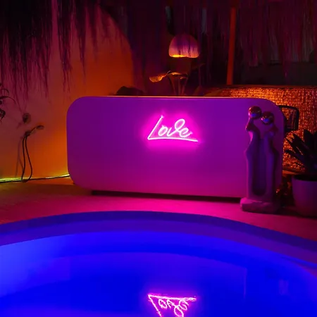 3bedroom With Pool And Sea Wiew In Bd447 *